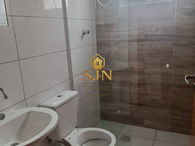 Casa para Venda em Santana de Parnaíba - 5
