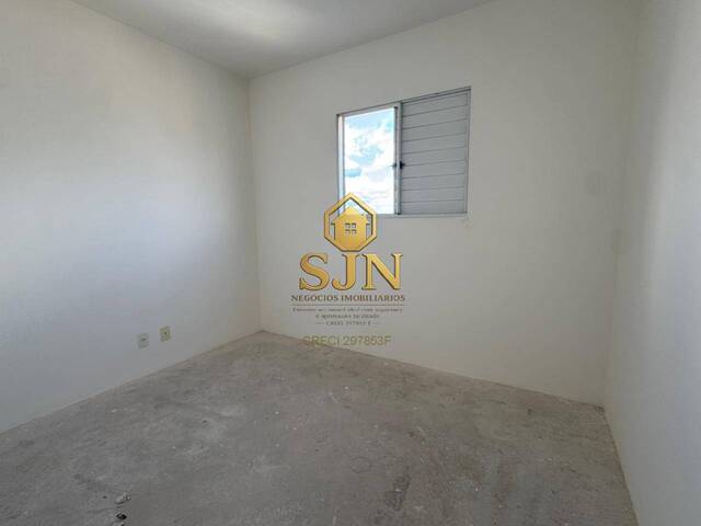 Apartamento para Venda em Santana de Parnaíba - 4